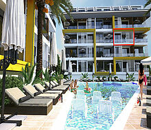 Двухкомнатная c видом на море!