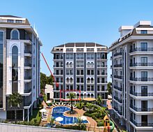 Большая 3-х комн. с отд. кухней!