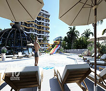 Великолепная 1+1 с видом на море!