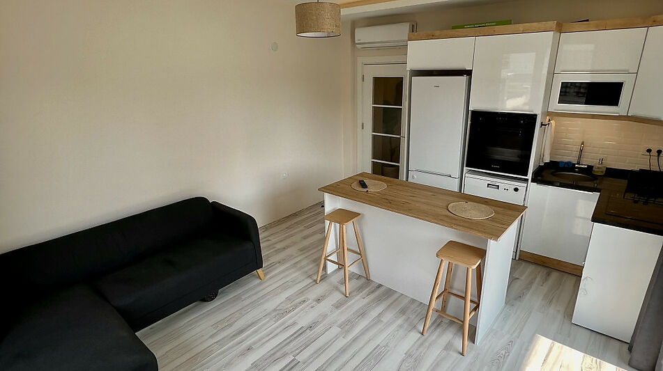 Квартира рядом с морем. Тосмур