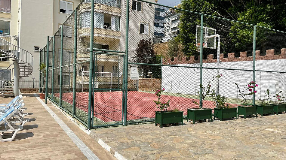 1+1 с панорамным видом на море!