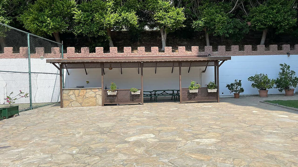 1+1 с панорамным видом на море!